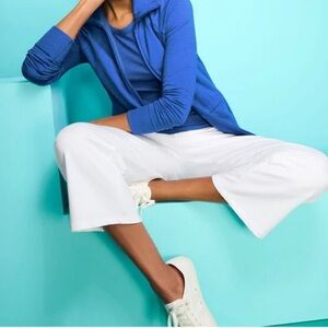 Wide leg soft, pull on pants